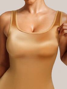 Barelissa 1pc Solid Color Minimalist Shiny Comfortable Padded Women's Camisole - Champagne - View 3