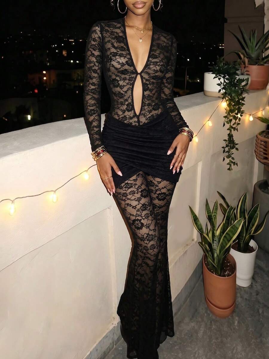 Jeanoix Bộ jumpsuit ren cổ chữ V sâu gợi cảm dành cho nữ - màu đen - Xem 1