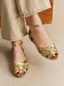Rosivie Sandal đế bằng nữ dệt rỗng khóa cài màu vàng kim, kiểu dáng La Mã đa năng, thích hợp cho mùa hè, đi làm, hẹn hò, đi biển. - Màu vàng - Xem 2