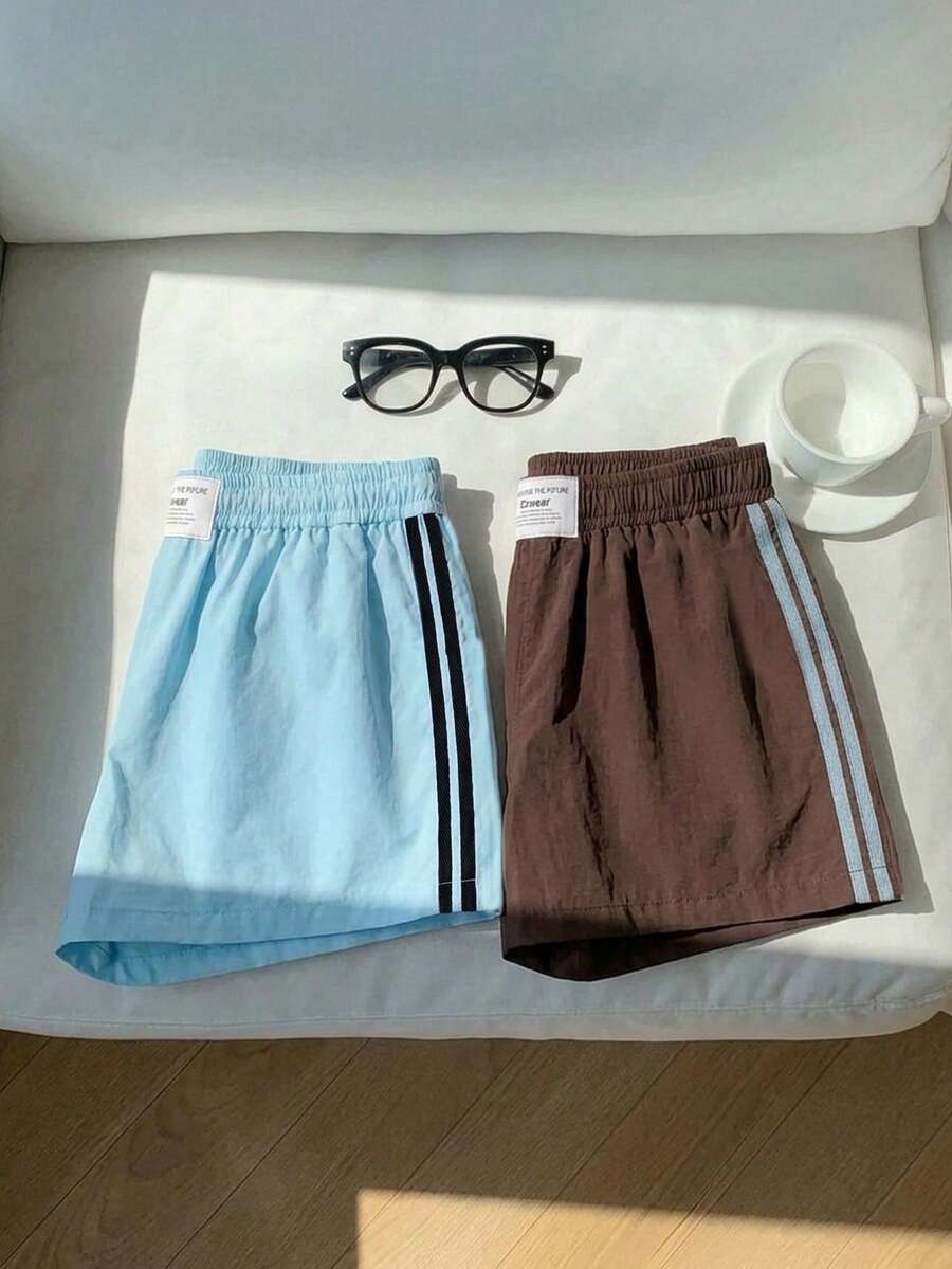Comfortcana 2 chiếc quần short nữ cạp chun kẻ sọc dáng rộng, thích hợp cho mùa hè và mùa đông, đi chơi thường ngày, thể thao, phong cách Y2K, Giáng sinh, Năm mới. Quần short màu nâu Y2K, trang phục mùa hè cho nữ. - Nhiều màu - Xem 1