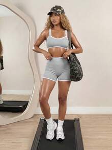 BamGleam 2 Stücke/Set nahtloses, hochelastisches Aktivbekleidungsset - Sport-BH und Shorts Workout-Set für Frauen - Hellgrau - Übersicht 1