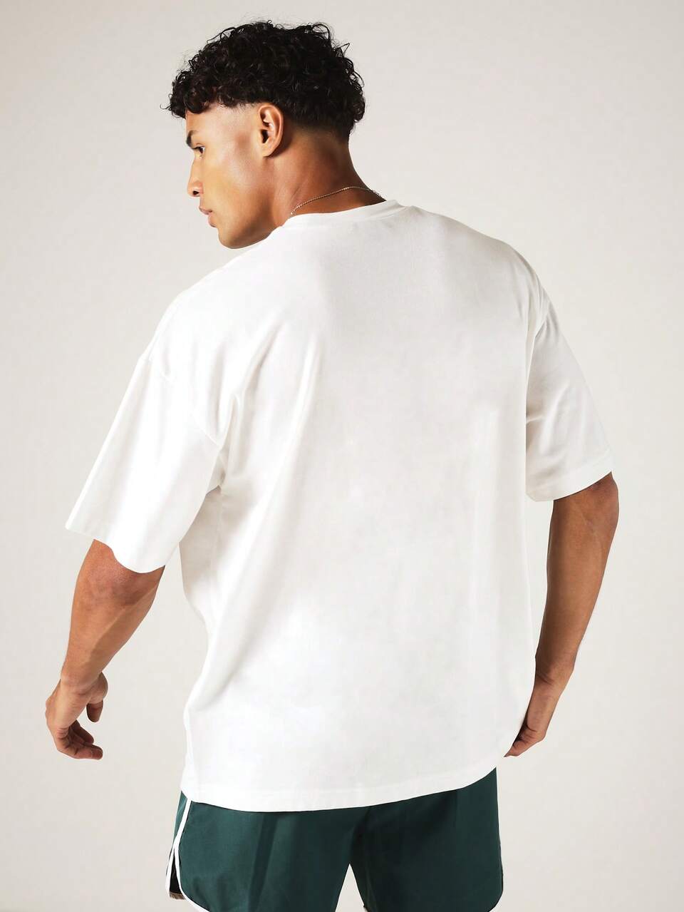 Camiseta Oversized de Manga Curta Essencial de Verão, Casual Streetwear, Gola Careca, Estampa Gráfica Mônaco