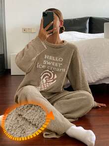 DAZY Setelan Piyama Longgar 2 Potong Bahan Rajut Setengah Fleece Motif Es Krim untuk Wanita - Coklat - View 3