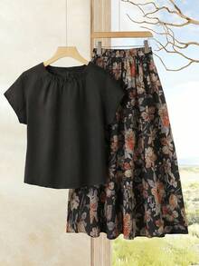 Rusticease Conjunto informal de 2 piezas de talla grande para mujer con camisa de manga raglán de unicolor y falda evasé con estampado floral - Negro - Ver 8