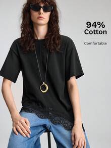 Ontre 2026SS 新款蕾絲拼接女款上衣，寬鬆版型，純黑色 T-shirt，極簡優雅都市現代分線圓領層次設計，女款休閒穿搭，度假、老錢風、茶會、約會、浪漫度假上衣，婚禮賓客服裝，辦公穿搭，教師，返校時尚，百搭女款上衣 - 黑色 - 查看 1