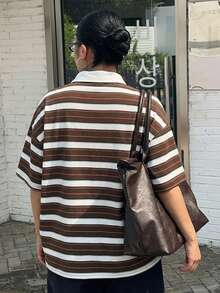 Dazy Plus 女款大碼寬鬆街頭風拼色條紋 Polo 領長袖 T 恤，秋季圖案印花上學穿搭女款 T 恤 - 棕色 - 查看 3