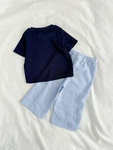 SHEIN Playful Pals 2件組嬰幼兒男童水果字母休閒短袖上衣與格紋長褲套裝 海軍藍夏季海灘嬰兒T恤衣服套裝長褲 - 藍色 - 查看 2