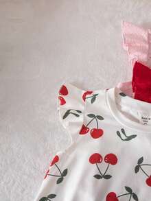 SHEIN 3件組少女純色圓領櫻桃圖案荷葉邊休閒T恤套裝 夏季上衣 露肩背心 娃娃衫 柔軟上衣 夏季上衣 襯衫 夏季服飾 白色洋裝背心上衣 白色上衣 抹胸上衣 可愛上衣 度假休閒 - 彩色 - 查看 8