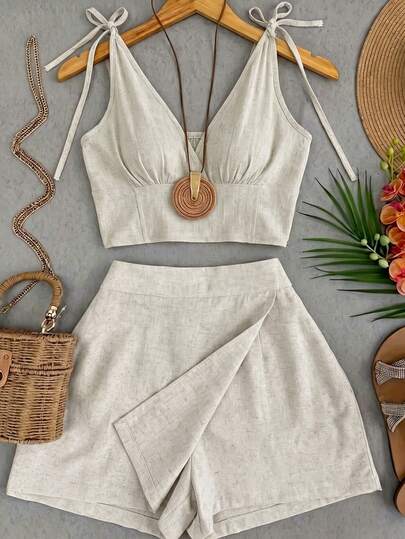 Franclia Bộ đồ thể thao nữ màu trơn gồm áo tank top và quần short buộc dây vai, kiểu dáng thường ngày.