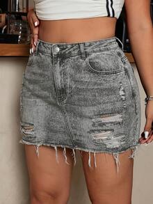 SHEIN ICON تنورة جينز قصيرة متعددة الاستخدامات للسيدات البدينات مع جيوب وأزرار وسحاب للارتداء في المناسبات والخروجات - رمادي - مشاهدة 1