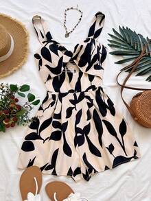 Soleia Women's Leaf Print Casual Everyday Romper - Multicolor - View 5