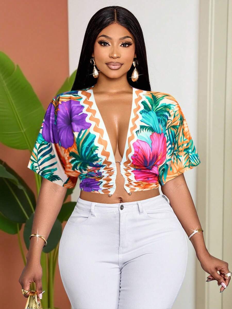 SOLERSUN Women's White Summer Boho Tropical Print V-Neck Short Sleeve Cropped T-Shirt,Slim-Fit Pleated Hollow Out Metal Ring Buckle Vacation Holiday Top - Purple - View 1
