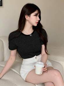 DAZY Women's Fashionable Summer Striped T-Shirt, Simple And Versatile For Daily Wear - Black - View 4