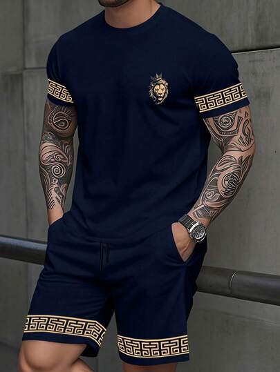 Lornexis 1. Men's Classic Fashion Casual Navy Blue Round Neck Printed T-Shirt And Shorts Set\N2. Round Neck Short Sleeve T-Shirt And Shorts Set With Crown Lion Print