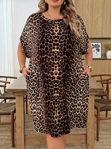 SHEIN CURVE+ Bộ đồ thể thao năng động, thích hợp cho chạy bộ, đạp xe, bóng rổ; Đầm nữ mùa hè họa tiết rằn ri, thoải mái, rộng rãi, cổ tròn, tay áo rớt vai, có túi hai bên. - Nhiều màu - Xem 5