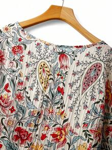 SHEIN CURVE+ Plus Size Ditsy Floral Loose Short Sleeve Shirt, Retro & Gentle - Multicolor - View 3