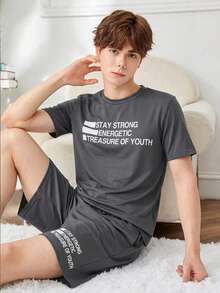SHEIN 青少年男孩 2件組休閒字母印花圓領套頭短袖上衣與短褲居家針織兩件套，適合春夏 - 灰色 - 查看 2