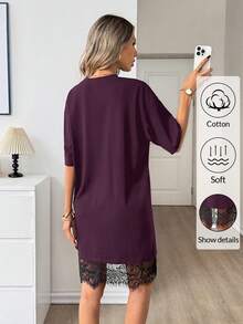 Vestido camiseta de manga corta y cuello redondo negro, holgado. Vestido corto con dobladillo de encaje en contraste. Vestido casual de algodón, adecuado para uso diario casual, romántico casual y vacaciones. - Negro - Ver 11