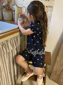 DAZY Young Girls Round Neck Embroidered Sleeveless Shirt And Loose Pants 2 Pieces Vacation Set Summer - Blue - View 3