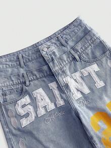ROMWE MEN Men's Double Waistband Embroidered Pattern Loose Fit Denim Shorts - Light Wash - View 2