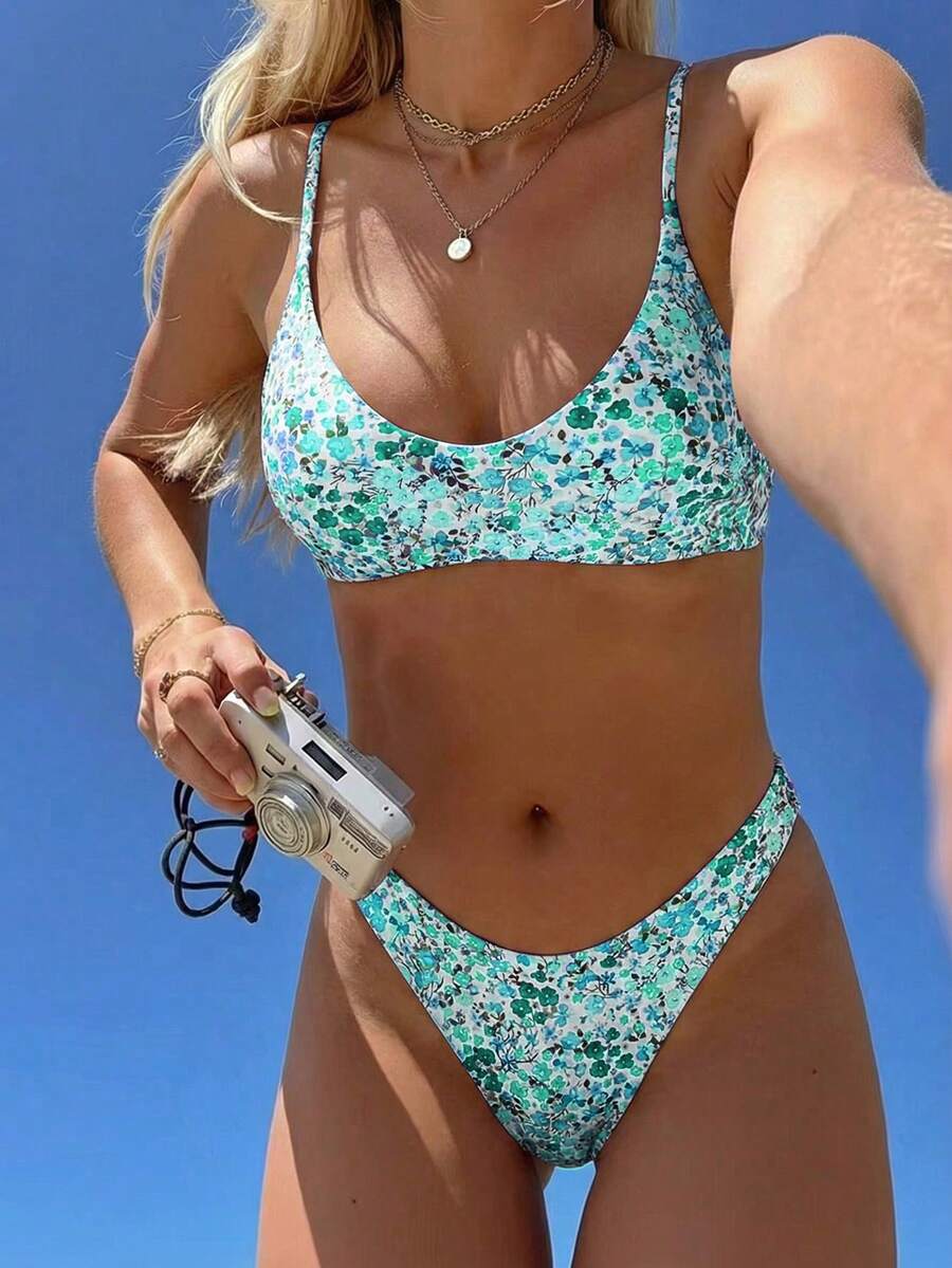 Swim Mod 2pcs/Set Set Bikini Wanita Motif Bunga Acak Warna-warni Lucu untuk Liburan Pantai Musim Panas - Hijau - View 1