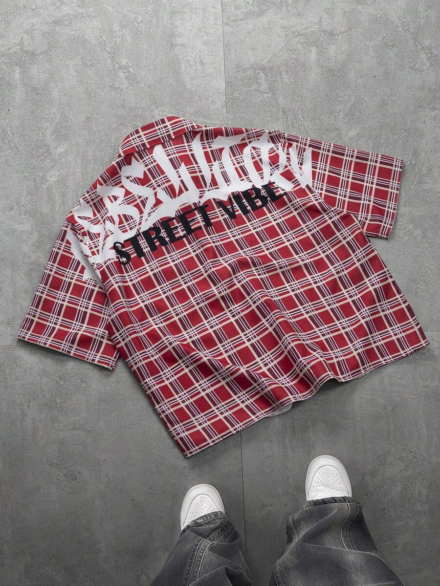 Manfinity EMRG 男士休闲时尚街头日常通勤学院风字母格纹宽松衬衫，夏季 - 紅色 - 查看 1
