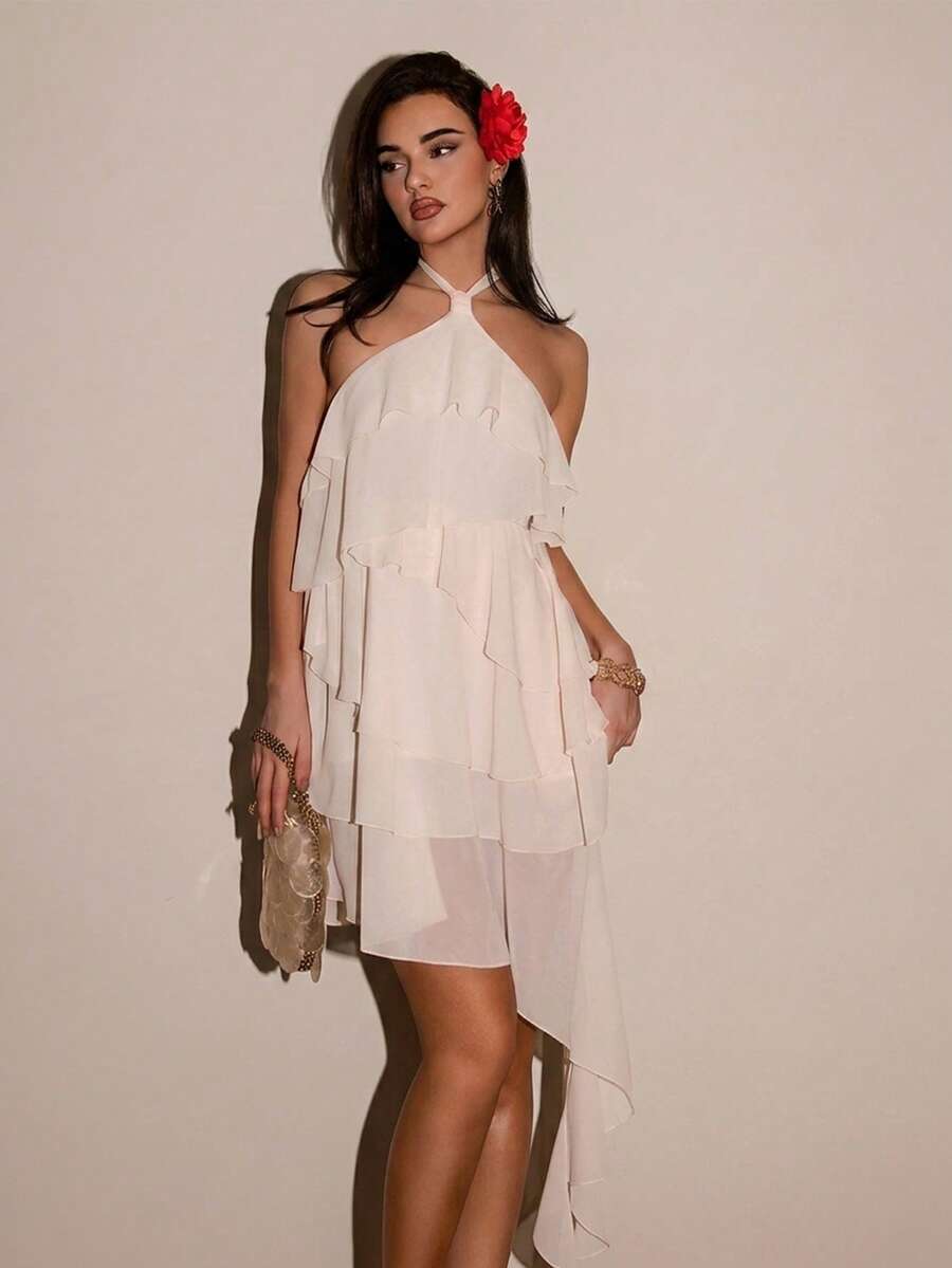 SHEIN Glamour 浪漫性感露背吊带层叠荷叶边不对称下摆女士短裙,适合度假、休闲和派对穿着。 - 杏色 - 查看 1
