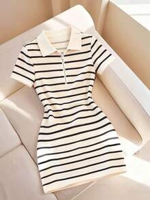 Everyssa Đầm T-shirt cổ polo có khóa kéo dành cho nữ, đầm kẻ sọc cổ điển, đầm mùa hè, đầm ngắn kẻ sọc năng động, thanh lịch, trẻ trung, đa năng, thích hợp cho du lịch biển, lễ hội, kỳ nghỉ biển, lễ hội âm nhạc, kỳ nghỉ phong cách Boho, tựu trường, lễ Phục sinh, đám cưới, Ngày Nhà giáo, Ngày của Mẹ, mọi mùa, trang phục đi biển thời trang, đêm Havana, trang phục ăn tối trên bãi biển. - Nhiều màu - Xem 3