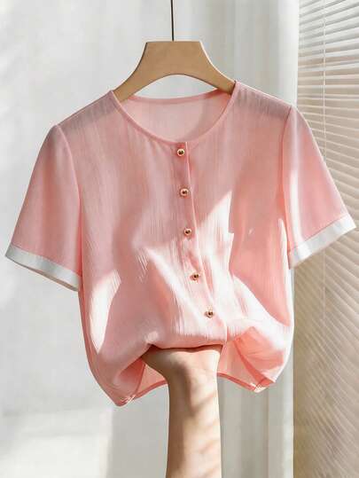 SHEIN Franclia Áo kiểu Pháp cơ bản, cổ tròn, cài cúc phía trước, chất liệu chiffon, tay ngắn, phối màu tương phản, dáng rộng, dành cho nữ.