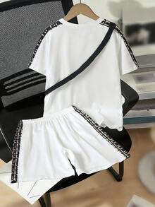 Tween Boy Summer Casual Daily Commute Fashion Letter Print Contrast Sideseam Loose T-Shirt And Shorts Set - White - View 2