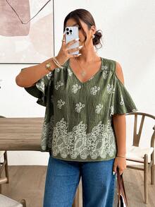 Lounesse Blusa de moda con hombros descubiertos y patrón de encaje para mujer de talla grande - Verde - Ver 7