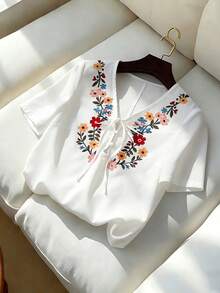 Franclia Plus Size Women's White Summer Boho Vacation Shirt,V-Neck Semi-Sheer Short Sleeve Regular Fit Casual Floral & Botanical Embroidery Resort Wear Top - White - View 5