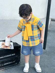 Genkimix Kids Bộ đồ mùa hè cho bé trai, áo sơ mi ngắn tay dáng rộng họa tiết kẻ caro vàng xanh, kèm quần short, thích hợp cho các hoạt động thường ngày, đi học, gặp gỡ bạn bè, giải trí và chụp ảnh. - Nhiều màu - Xem 2