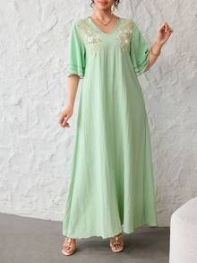Yasmyna V领绿色连衣裙，饰以珍珠和水钻花朵，春夏款 - 綠色 - 查看 5