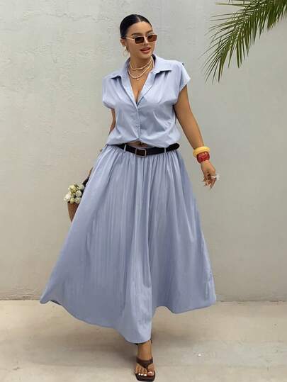 Dazy Plus Bộ đồ nữ cỡ lớn gồm áo croptop và chân váy dài màu trơn, trang phục công sở thường ngày.