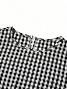 Vestido casual de verano para vacaciones y picnic con cuello redondo, cintura con lazo, bolsillo y sin mangas, holgado y informal, adecuado para varias ocasiones, uso casual y viajes - Blanco y Negro - Ver 4
