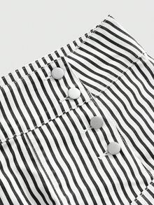 ROMWE Goth Women's Denim Shorts With Striped Double-Breasted Design, Versatile Black & White, Sexy Style - Black and White - View 3