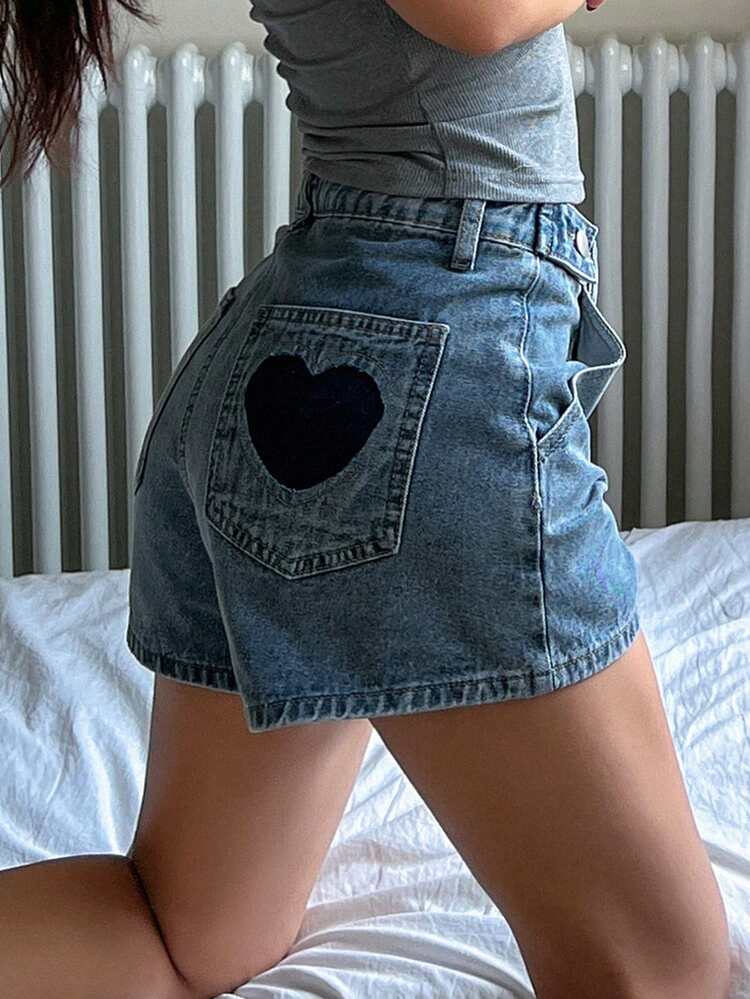 Women's Casual Contrast Color Heart Denim Shorts, Summer Petite