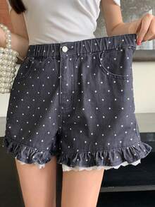 DAZY Quần short denim nữ in chấm bi, có túi, viền bèo nhún và cúc cài. - màu đen - Xem 5