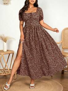 SHEIN Clasi Đầm nữ cỡ lớn thanh lịch, lãng mạn, họa tiết hoa nhí, cổ nơ, xẻ cao, tay phồng, thời trang, mùa xuân/hè. - Nhiều màu - Xem 5
