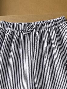 SHEIN 女童简约休闲奢华小马印花两件套：半开襟纽扣短袖T恤+黑白竖条纹阔腿裤，春夏日常街头穿搭 - 黑色 - 查看 4