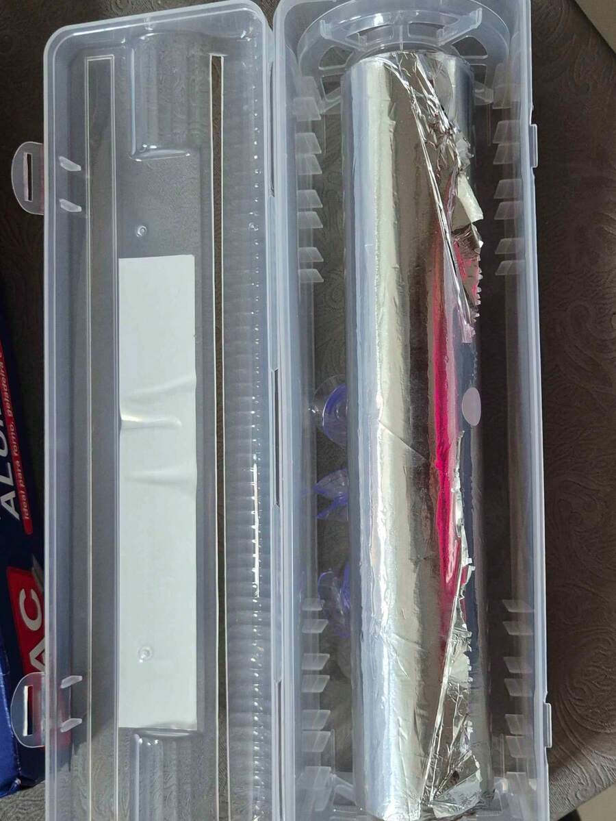 1pc Multifunctional Plastic Cling Film Cutter, Reusable Plastic Film Organizer, Easy-Cut Kitchen Cling Film Dispenser With Built-In Cutter, Suitable For Office, Kitchen Storage, Household Gadgets, Convenient And Fast - Multicolor - View 1