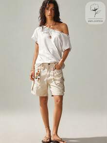 SoleilVie Áo nữ mùa hè kiểu Bohemian mới, màu trắng, hở vai, tay ngắn, được làm từ vải cotton có họa tiết, thiết kế lệch vai, trang trí bằng cúc kim loại và eo nhún, kết hợp phong cách thoải mái và thanh lịch, phù hợp cho những buổi đi chơi hàng ngày, hẹn hò hoặc tạo vẻ ngoài dễ thương. Một món đồ đa năng thuộc các loại áo thun hở vai, áo crop top trắng thanh lịch và trang phục hở vai giúp thon gọn. - trắng - Xem 7