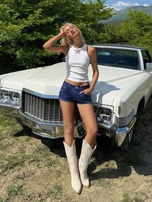 SHEIN EZwear Quần short denim cạp thấp kẻ sọc xanh dương dành cho nữ, thích hợp cho mùa hè. - Rửa tối - Xem 4