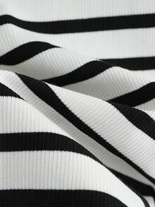 GlowEve Women's Black & White Striped Square Neck Knit Sweater, Paired With Sleeveless Camisole Vest, Fitted Short Summer Top - Black and White - View 4