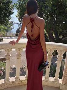 Firerie 优雅简约性感精致浪漫派对活动生日聚会婚礼宾客假日深V露背3D立体花卉交叉缎面红色连衣裙（女款） - 酒紅色 - 查看 2