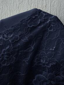 Aloruh Atasan Wanita Model Halter Tanpa Punggung dengan Hiasan Renda Warna Navy Polos, Cocok untuk Liburan, Pantai, dan Musim Panas. - Navy Blue - View 7