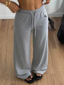 SHEIN EZwear Quần nỉ nữ dáng rộng, thắt dây rút, thêu họa tiết. - Màu Xám nhạt - Xem 8