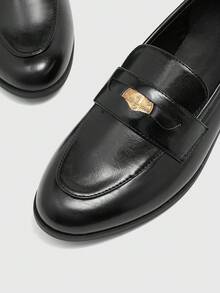 CUCCOO BIZCHIC Women's Casual Comfortable Slip-On Loafers, Versatile For Daily Wear - Black - View 9