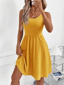SHEIN Clasi Đầm nữ thanh lịch màu xanh dương họa tiết dệt nổi, không tay, dáng chữ A, thắt eo, chất liệu co giãn, phù hợp cho nhiều dịp - thường ngày, đi làm, du lịch, nghỉ mát, phong cách Bohemian. - Màu vàng - Xem 6